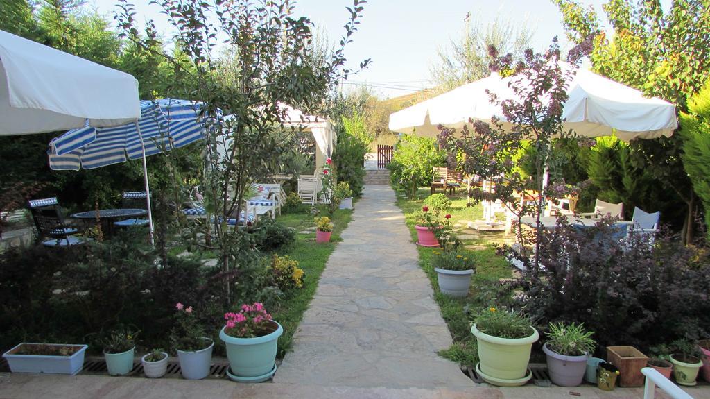 Ege Han Hotel Tenedos Buitenkant foto