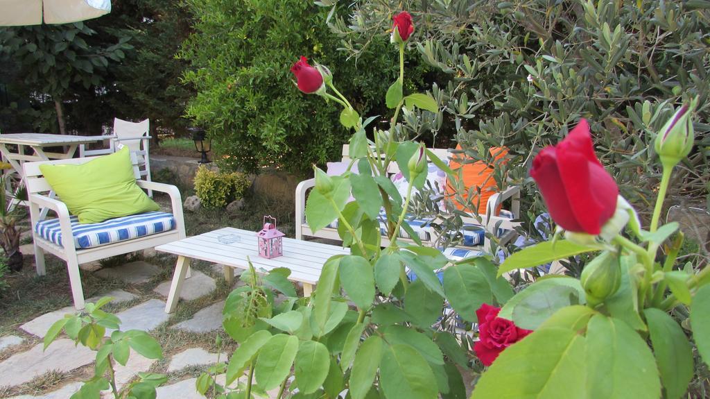 Ege Han Hotel Tenedos Buitenkant foto