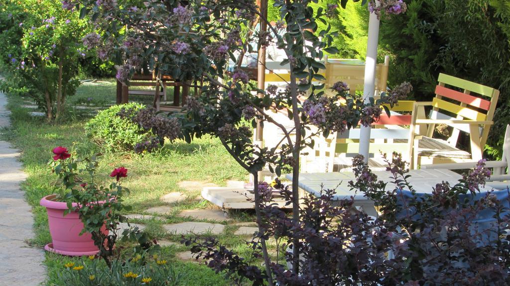 Ege Han Hotel Tenedos Buitenkant foto