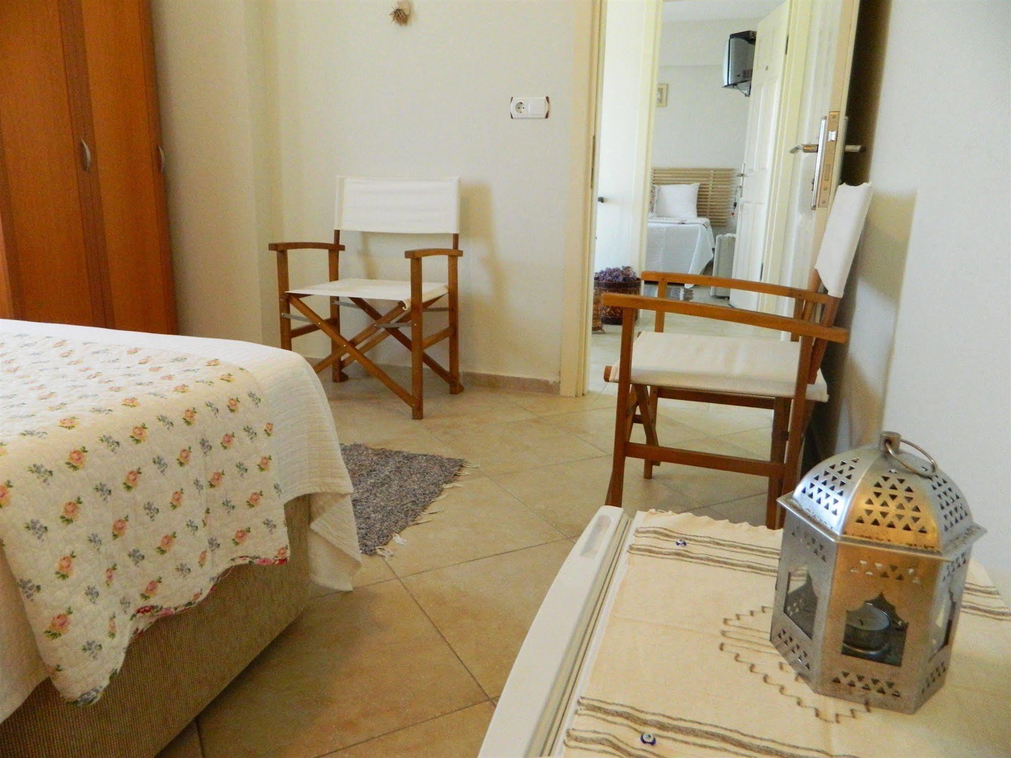 Ege Han Hotel Tenedos Buitenkant foto